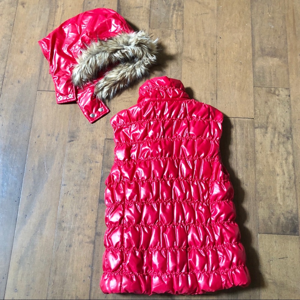 MICHAEL Michael Kors Quilted Puffer Vest Hoodie - Picture 5 of 5